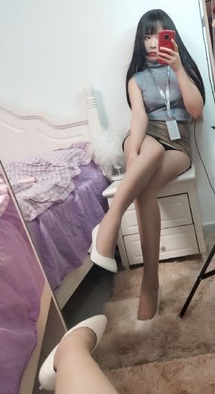 年轻的保姆电影