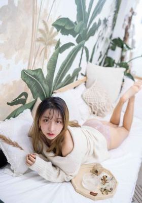 叶子楣裸乳照无奶罩视频